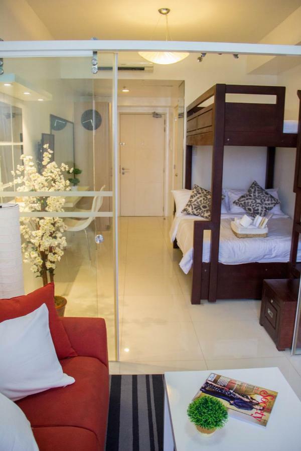Smdc Wind Residences Tagaytay With Balcony 19Th Floor Tagaytay City Esterno foto