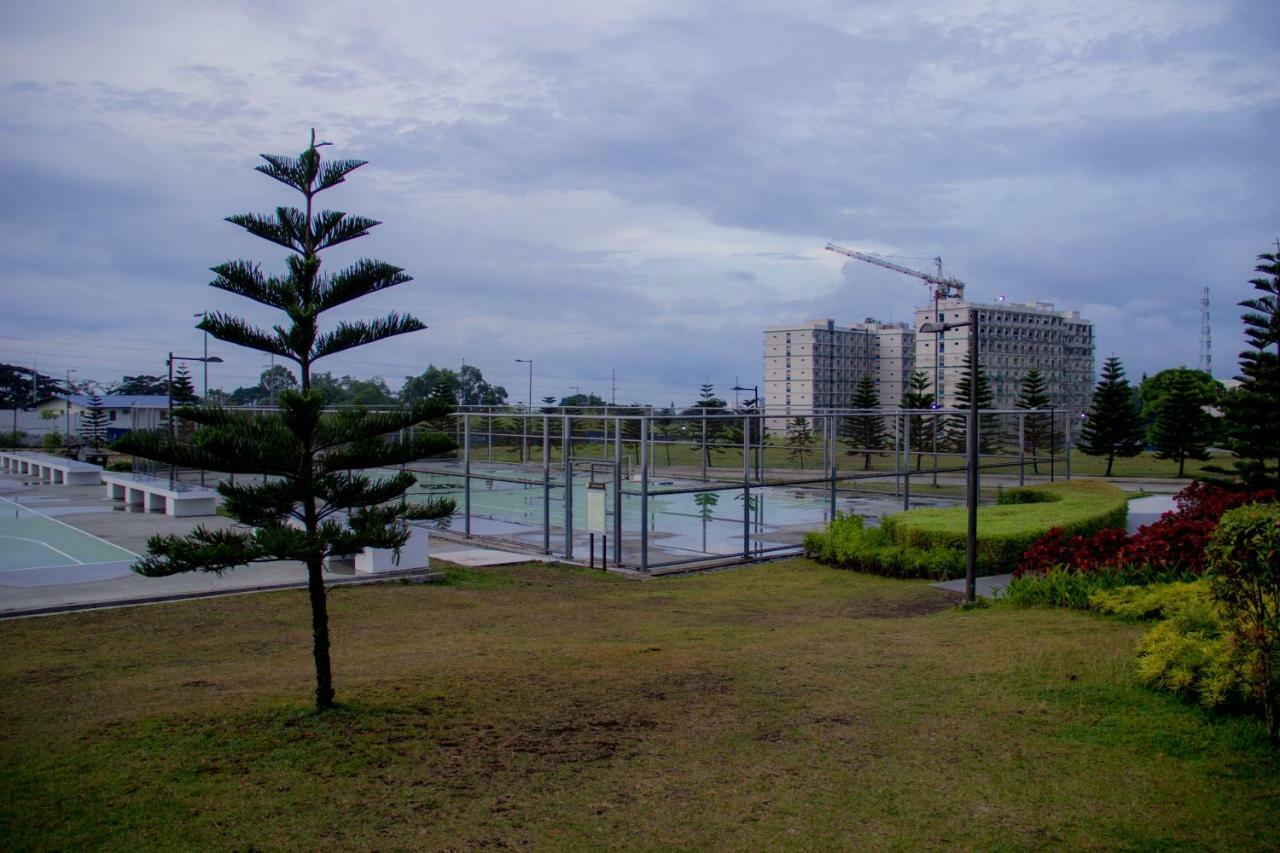 Smdc Wind Residences Tagaytay With Balcony 19Th Floor Tagaytay City Esterno foto