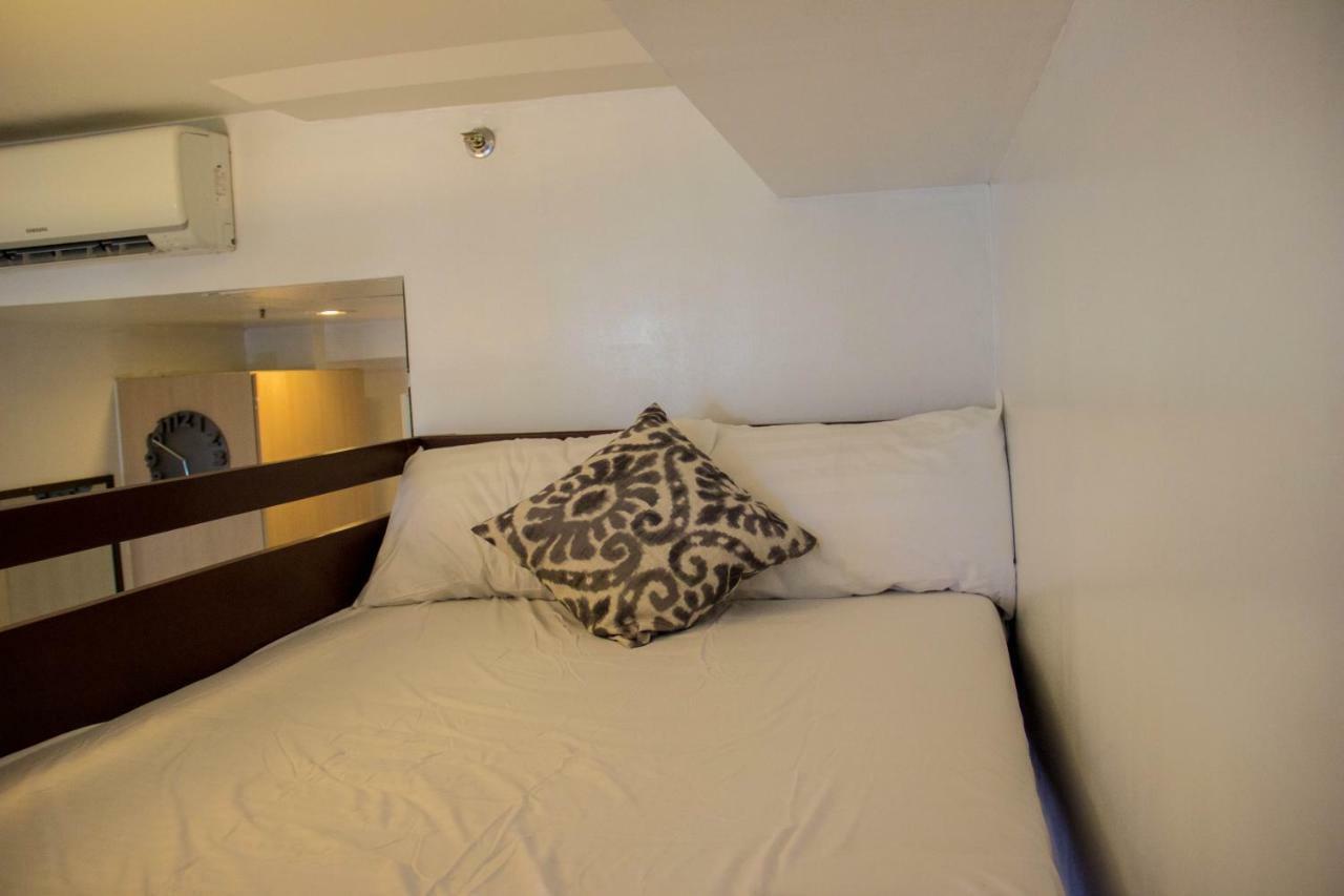 Smdc Wind Residences Tagaytay With Balcony 19Th Floor Tagaytay City Esterno foto