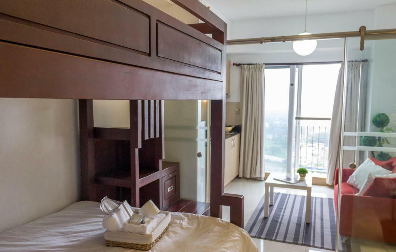 Smdc Wind Residences Tagaytay With Balcony 19Th Floor Tagaytay City Esterno foto