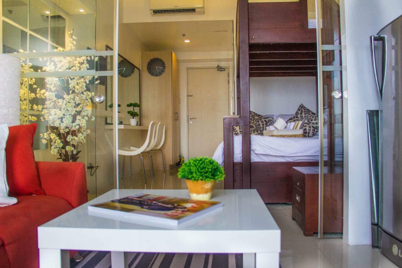Smdc Wind Residences Tagaytay With Balcony 19Th Floor Tagaytay City Esterno foto