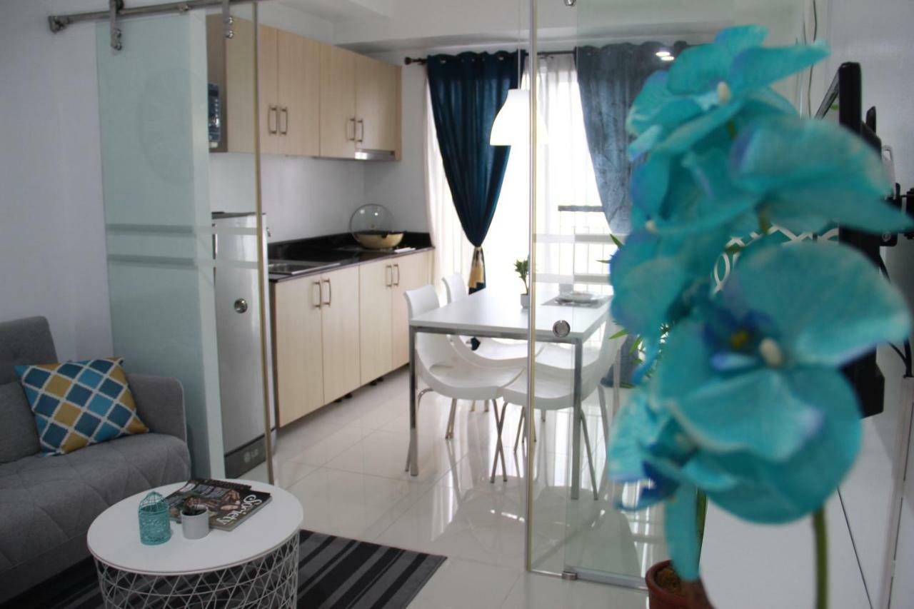 Smdc Wind Residences Tagaytay With Balcony 19Th Floor Tagaytay City Esterno foto