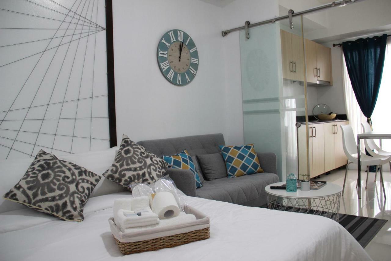 Smdc Wind Residences Tagaytay With Balcony 19Th Floor Tagaytay City Esterno foto