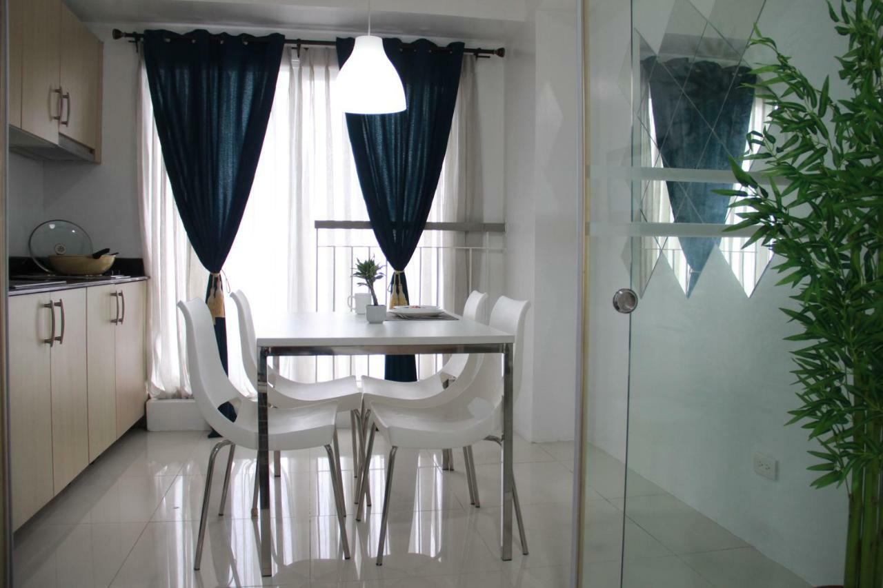 Smdc Wind Residences Tagaytay With Balcony 19Th Floor Tagaytay City Esterno foto